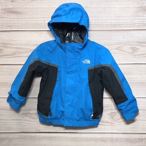 North Face Boys Rain Jacket Size: 02