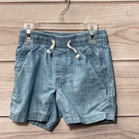Gap Shorts Size: 04