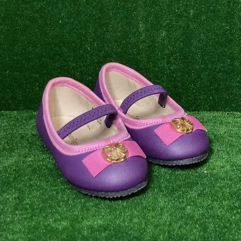 Hartstrings Toddler slip ons Size: 05