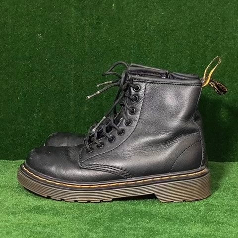 Doc Martens boots Size: 13