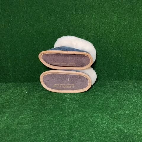 La Bergerie En Folie Slippers Size: 06