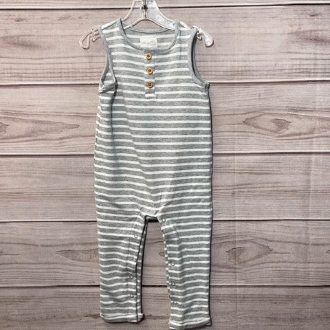 Carters Jumper Size: 02