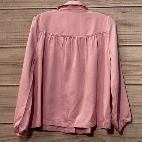 Finding Foxtale Girls Shirt Size: 10 & up
