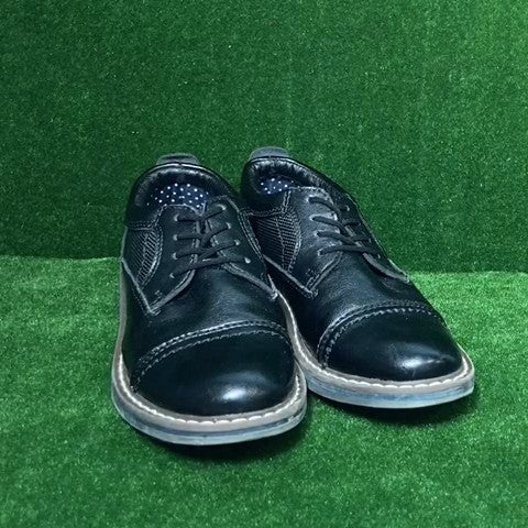 Steve Madden Boys Shoes Size: 11