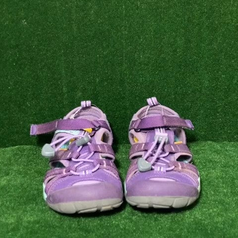 Keens Sandals Size: 12