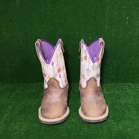 Twister Girls boots Size: 04