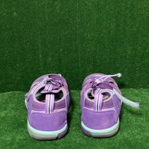 Keens Sandals Size: 12