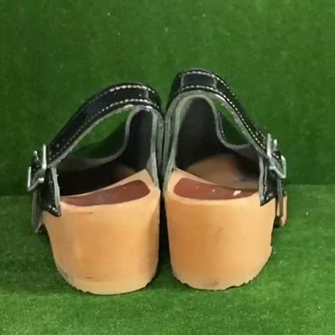 Hanna Andersson Clogs Size: 03 1/2