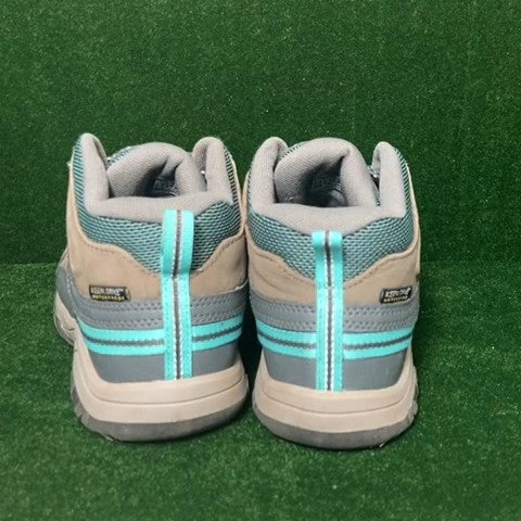 Keen hiking boots Size: 03