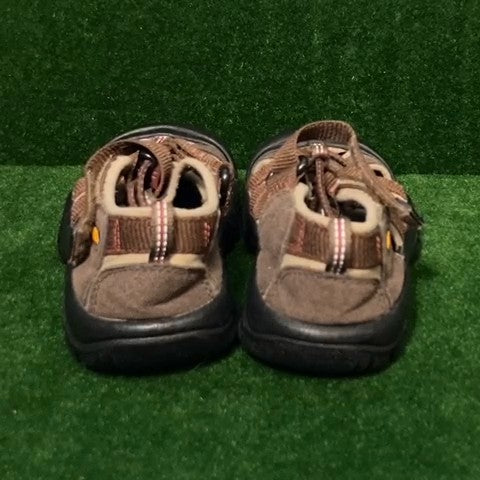 Keen Sandals Size: 10