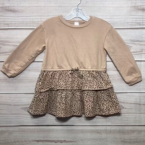Carters Girls Dress Size: 04