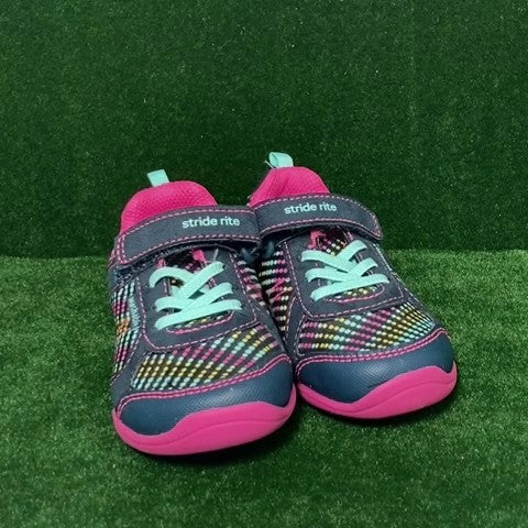 Stride Rite Toddler Sneakers Size: 08