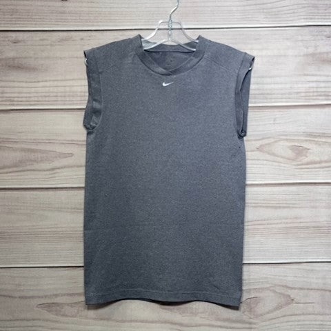 Nike Boys Shirt Size: 08