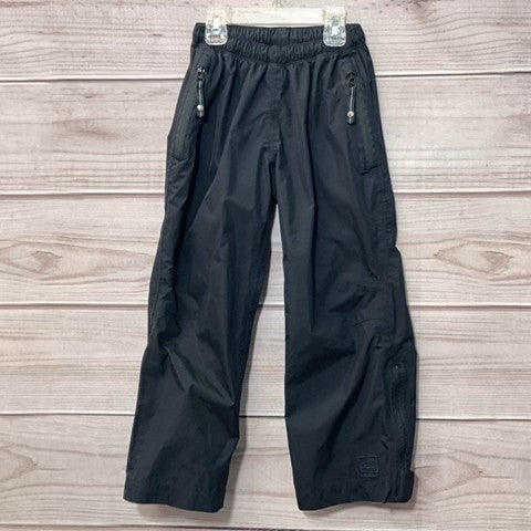 REI Boys rainpants Size: 06