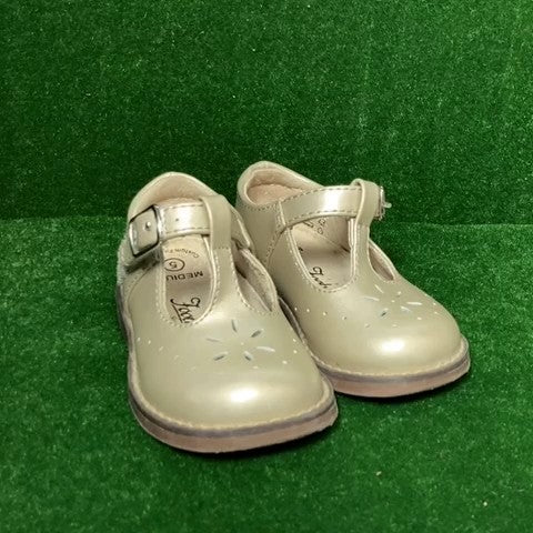 Footmates Toddler Mary Jane Shoes Size: 05