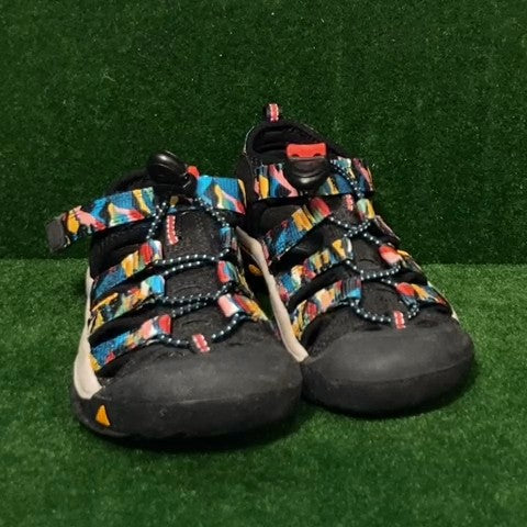 Keen Sandals Size: 10
