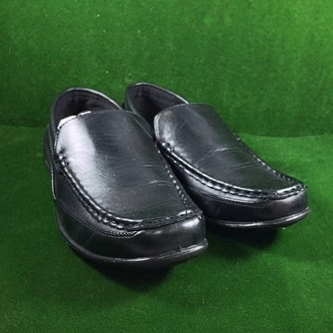 Deer Stags Loafers Size: 04