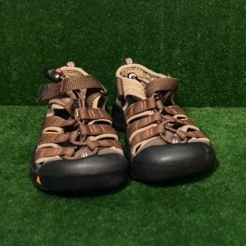 Keen Sandals Size: 10