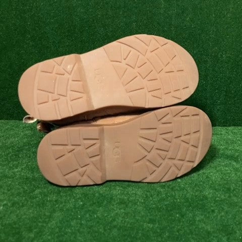 Ugg boots Size: 12