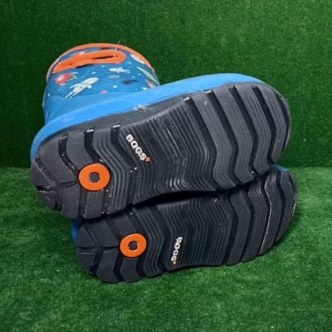 Bogs Snowboots Size: 10