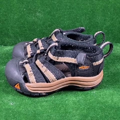 Keen Toddler Sandals Size: 04