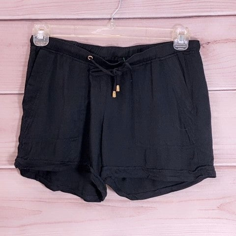 Seraphine Maternity Shorts Size: S