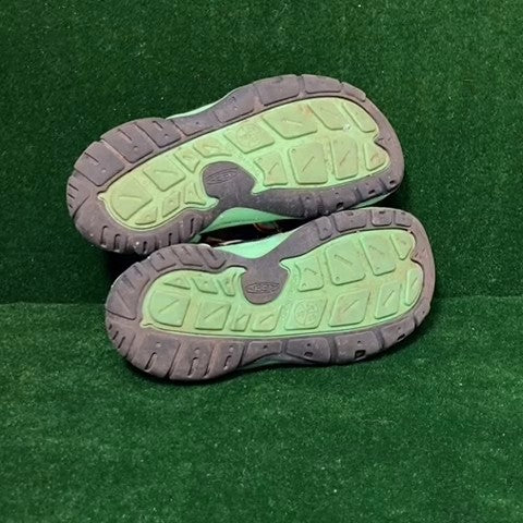Keen Sandals Size: 13