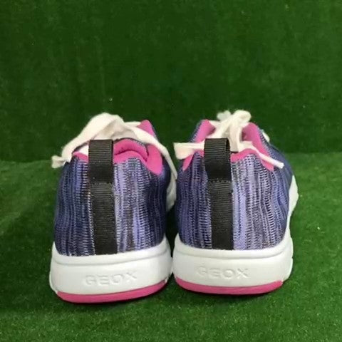 Geox Sneakers Size: 01
