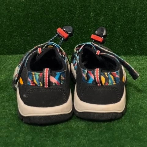 Keen Sandals Size: 10