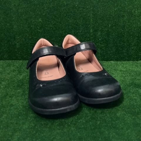 Geox Mary Jane Shoes Size: 01