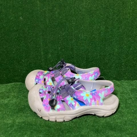 Keens Sandals Size: 10