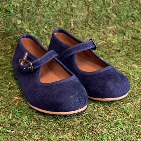 Neck & Neck Mary Jane Shoes Size: 08 1/2
