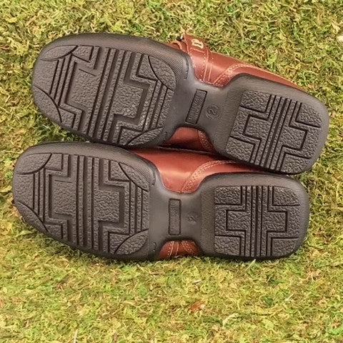 Kenneth Cole Loafers Size: 02