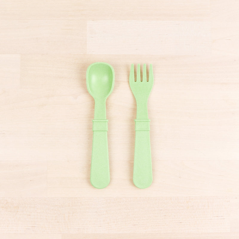 Re-Play Recycled Dinnerware Utensil Pair Leaf Set of Utensils